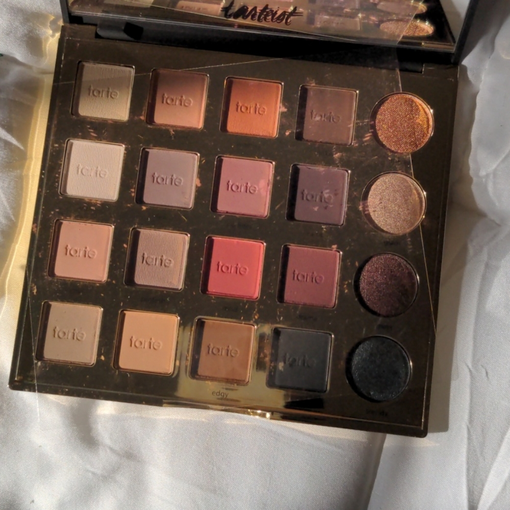 Tarte eyeshadow palette